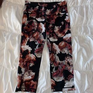 Victoria’s Secret Sport Cropped Leggings